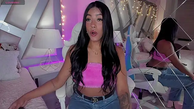 Snapshot of Amber_villalobos_ chatting on 15, 1, 2025 Amber villalobos online show from 15, 1, 2025