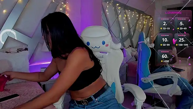 Snapshot of Amber_villalobos_ chatting on 20, 2, 2025 Amber villalobos online show from 20, 2, 2025