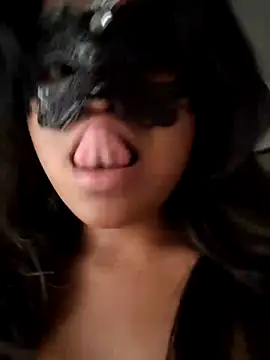 Bella Luna18 online show from 28, 12, 2024