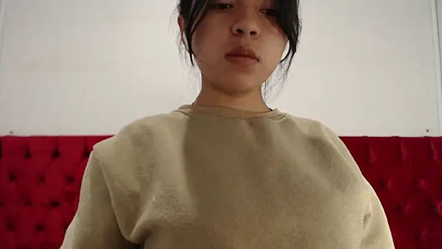 CarolineBrunx online show from 11, 2, 2025