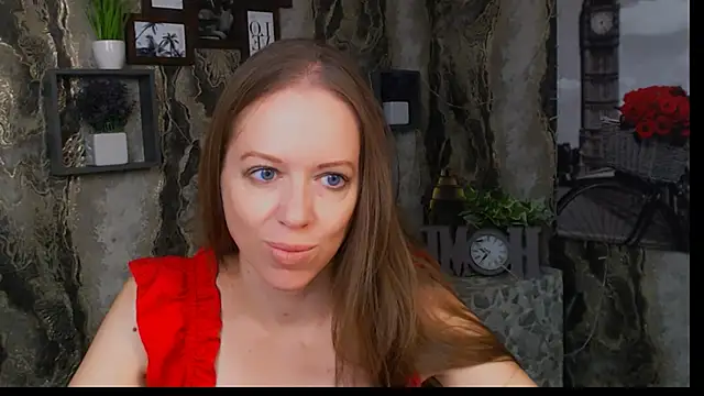 GloriaSi  online show from 11, 9, 2025