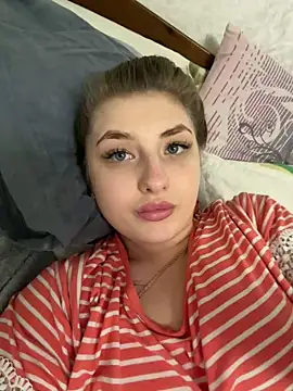 sexyy girl  online show from 23, 12, 2024