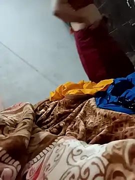 Snapshot of Bhabhi_desi12 chatting on 5, 3, 2025 Bhabhi desi12 online show from 5, 3, 2025