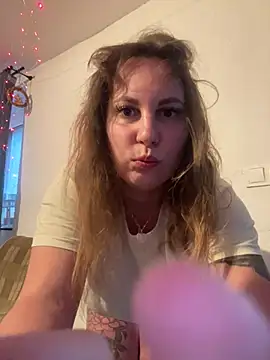 Snapshot of Yanacool007 chatting on 17, 12, 2024 Yanacool007 online show from 17, 12, 2024