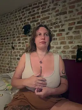 Snapshot of Yanacool007 chatting on 10, 9, 2025 Yanacool007 online show from 10, 9, 2025