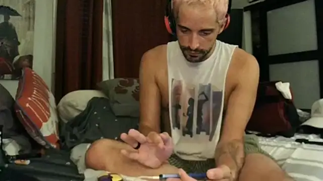 SirCharlesXXX online show from 17, 10, 2025