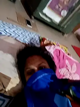 Soniyagupta999 online show from 27, 2, 2025