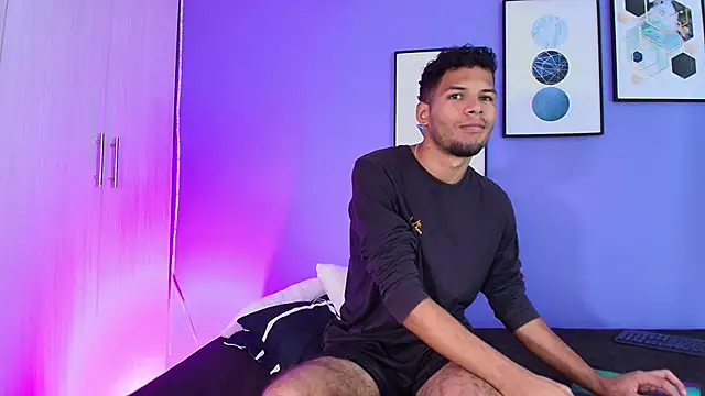 miaa lux online show from 5, 1, 2025