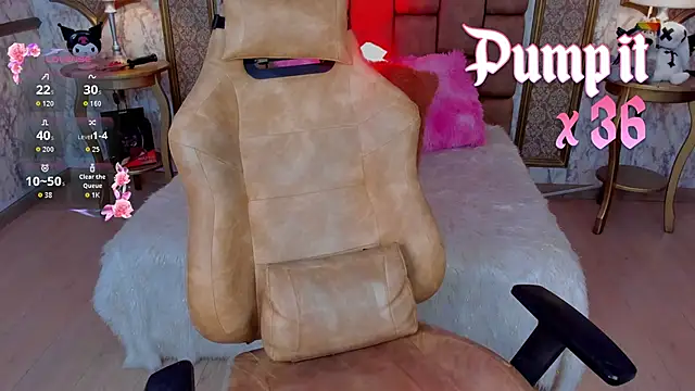 SoffiQueen online show from 21, 10, 2025