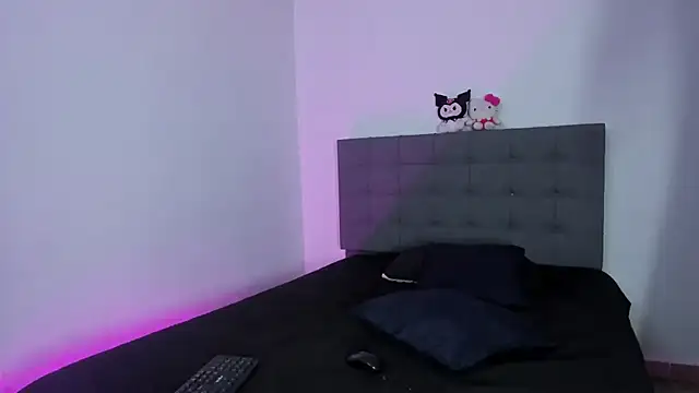 petty effy online show from 23, 12, 2024