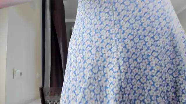 Snapshot of Emma_Flin chatting on 27, 11, 2025 Emma Flin online show from 27, 11, 2025