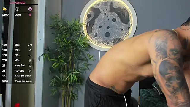 Snapshot of jordan_mayers02 chatting on 13, 11, 2025 jordan mayers02 online show from 13, 11, 2025