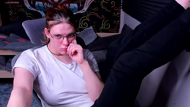 KIKI Krash online show from 21, 2, 2025