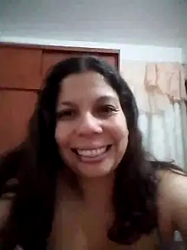 Snapshot of Carliina_Soussa chatting on 1, 3, 2025 Carliina Soussa online show from 1, 3, 2025