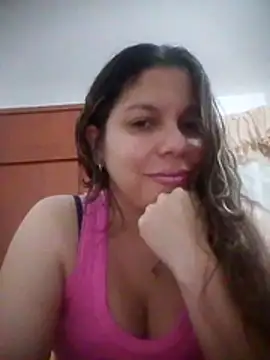 Snapshot of Carliina_Soussa chatting on 7, 10, 2025 Carliina Soussa online show from 7, 10, 2025