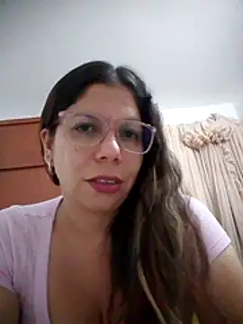 Snapshot of Carliina_Soussa chatting on 15, 12, 2025 Carliina Soussa online show from 15, 12, 2025
