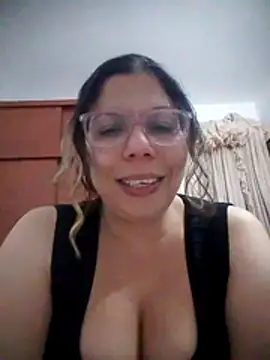 Snapshot of Carliina_Soussa chatting on 22, 2, 2026 Carliina Soussa online show from 22, 2, 2026