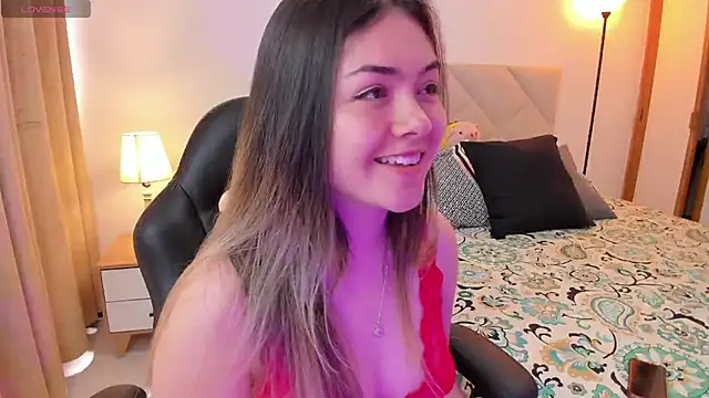 Lau Bee online show from 13, 3, 2025