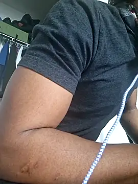 Snapshot of bigboytoy912 chatting on 27, 4, 2026 bigboytoy912 online show from 27, 4, 2026