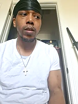 Snapshot of bigboytoy912 chatting on 15, 5, 2026 bigboytoy912 online show from 15, 5, 2026