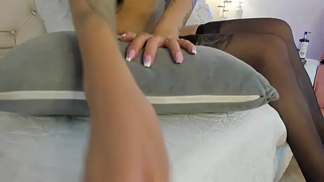 Clarisse28 online show from 15, 1, 2025