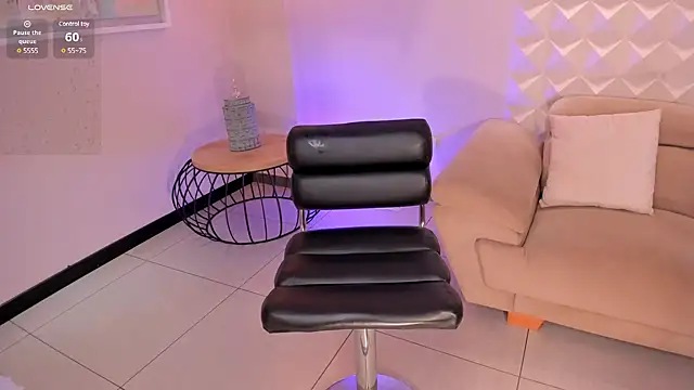 SavannahStorm online show from 24, 2, 2025