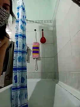 Snapshot of MikaKors chatting on 19, 12, 2024 MikaKors online show from 19, 12, 2024