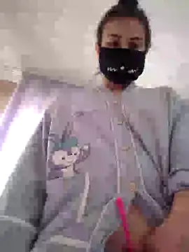 Snapshot of MikaKors chatting on 19, 1, 2025 MikaKors online show from 19, 1, 2025