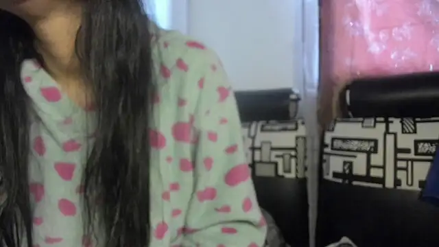 Snapshot of Nathaly_love96 chatting on 6, 6, 2026 Nathaly love96 online show from 6, 6, 2026