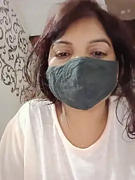 Snapshot of illay_love chatting on 18, 7, 2026 illay love online show from 18, 7, 2026