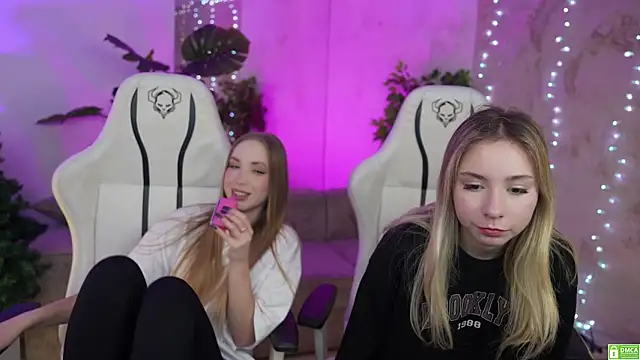 Beatrice 054 online show from 2, 2, 2025