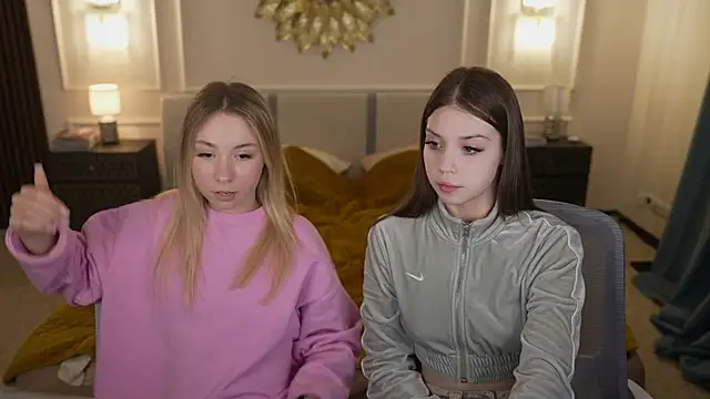 Beatrice 054 online show from 4, 2, 2025