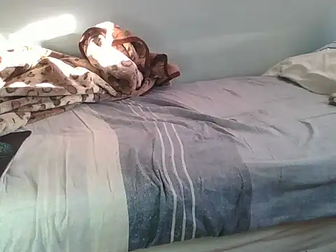 Horny208 online show from 8, 11, 2025