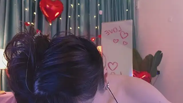 AudreyMell online show from 11, 2, 2025