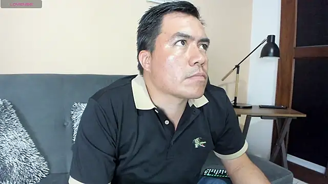 Snapshot of Jhonatan_Morales_S chatting on 8, 2, 2025 Jhonatan Morales S online show from 8, 2, 2025