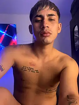 Snapshot of boy_latino_sex chatting on 18, 10, 2025 boy latino sex online show from 18, 10, 2025