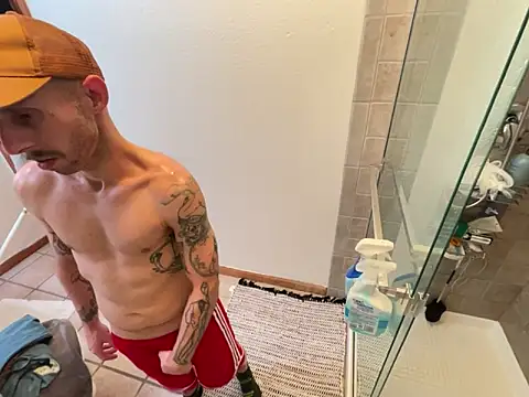 Snapshot of RuffClvb chatting on 10, 2, 2025 RuffClvb online show from 10, 2, 2025