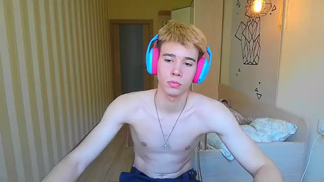 gayGamogey online show from 4, 6, 2026