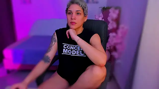 Charlee pink online show from 23, 11, 2025