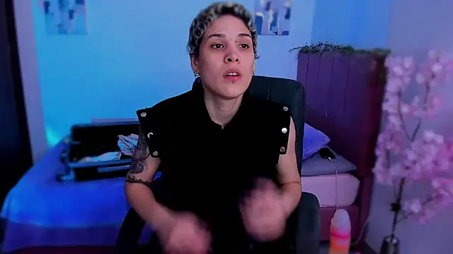 Charlee pink online show from 3, 12, 2025