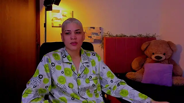 Charlee pink online show from 4, 4, 2026