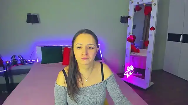 AngellLika online show from 6, 2, 2026