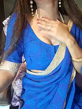 Cute-Tara online show from 2, 2, 2025