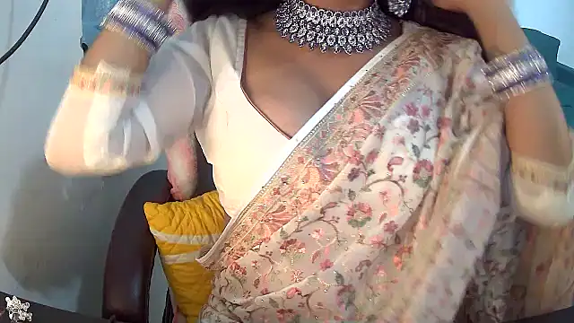 Cute-Tara online show from 2, 10, 2025