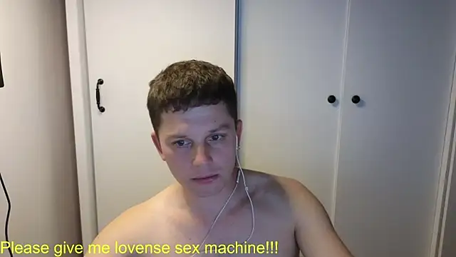 Snapshot of BigL0ve chatting on 23, 6, 2026 BigL0ve online show from 23, 6, 2026