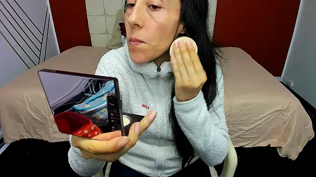 Snapshot of Abrillee1 chatting on 17, 2, 2025 Abrillee1 online show from 17, 2, 2025