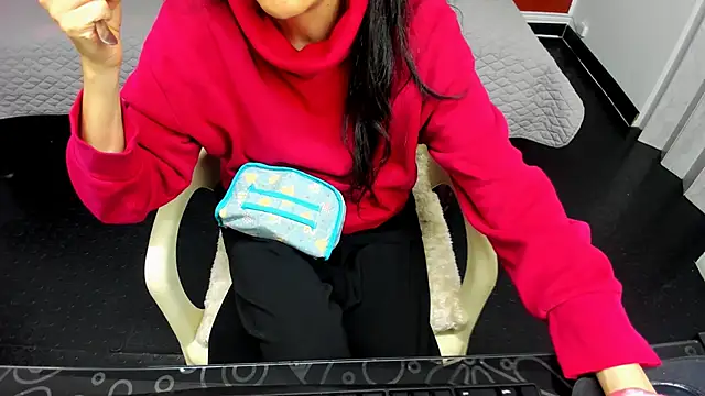 Snapshot of Abrillee1 chatting on 24, 2, 2025 Abrillee1 online show from 24, 2, 2025