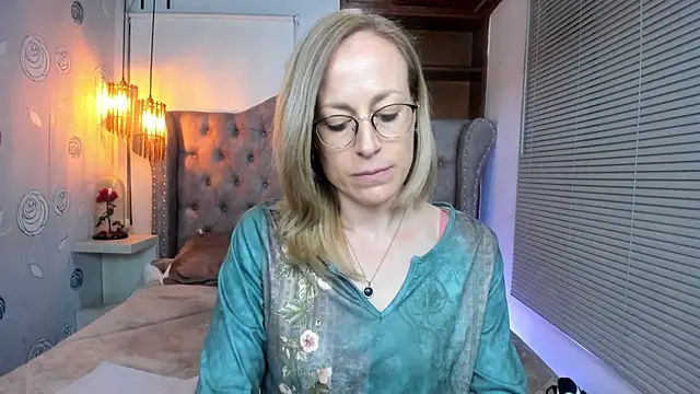 Snapshot of SammySanders chatting on 30, 12, 2024 SammySanders online show from 30, 12, 2024