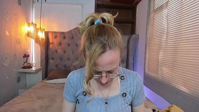 Snapshot of SammySanders chatting on 22, 2, 2025 SammySanders online show from 22, 2, 2025