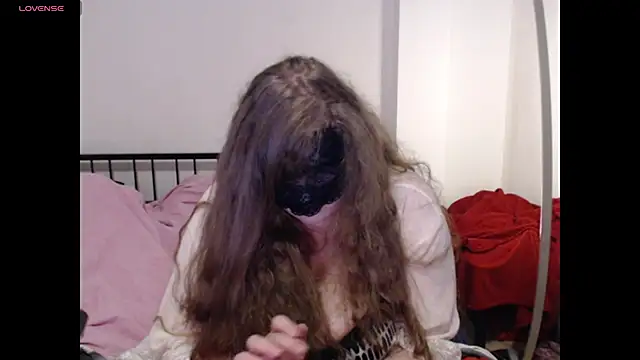 Snapshot of mya_florence chatting on 18, 12, 2025 mya florence online show from 18, 12, 2025